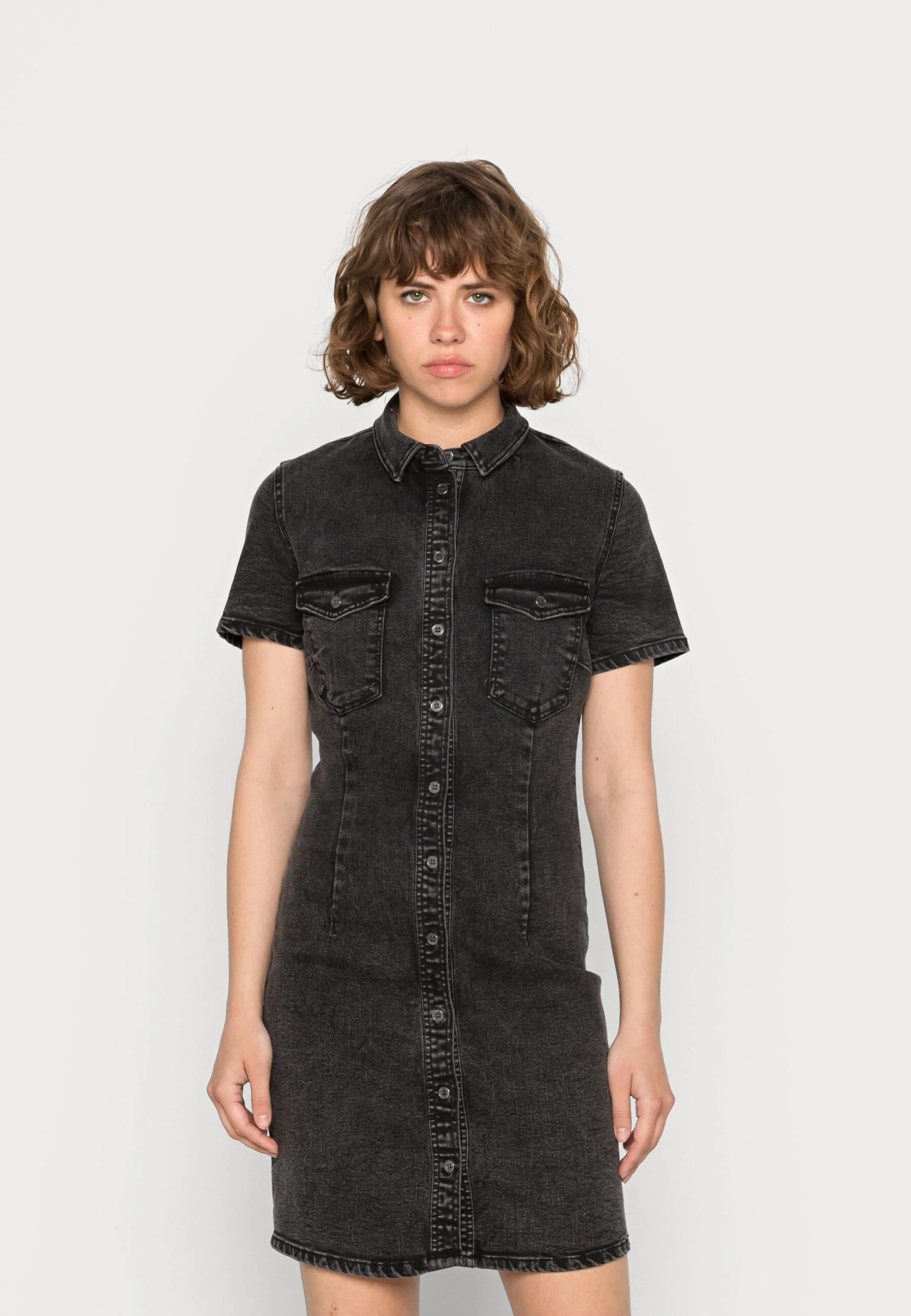 Noisy May Nmjoys Dress - Spijkerjurk - Black Denim 1 Noisy May Nmjoys Dress - Spijkerjurk - Black Denim