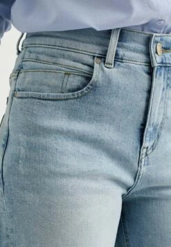 WE FASHION High Rise Met Comfort-Stretch - Jeansshort - Blue 9 WE FASHION High Rise Met Comfort-Stretch - Jeansshort - Blue -Only Mode Winkel 5b4bd125166847319a3842eb2aafe943