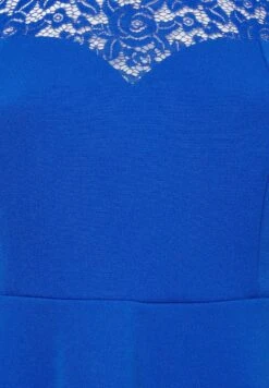 London Curve Sweetheart Midi - Jurk - Blue 13 London Curve Sweetheart Midi - Jurk - Blue -Only Mode Winkel 5c4c068ae93f43d4802ee4d8b160e397