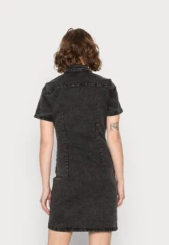 Noisy May Nmjoys Dress - Spijkerjurk - Black Denim 7 Noisy May Nmjoys Dress - Spijkerjurk - Black Denim -Only Mode Winkel 5cc7fc64f75e40758245535e0b1815ef