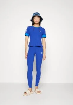 Adidas Originals Adicolor 70S Tee- T-Shirt Print - Semi Lucid Blue -Only Mode Winkel 5f4c919d645f481c87e3dd6933cc4f45