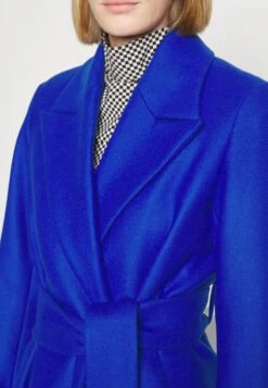 IVY OAK Thyme - Mantel - Bright Blue -Only Mode Winkel 610a5750600e4069a0dc9de68e5e6efe