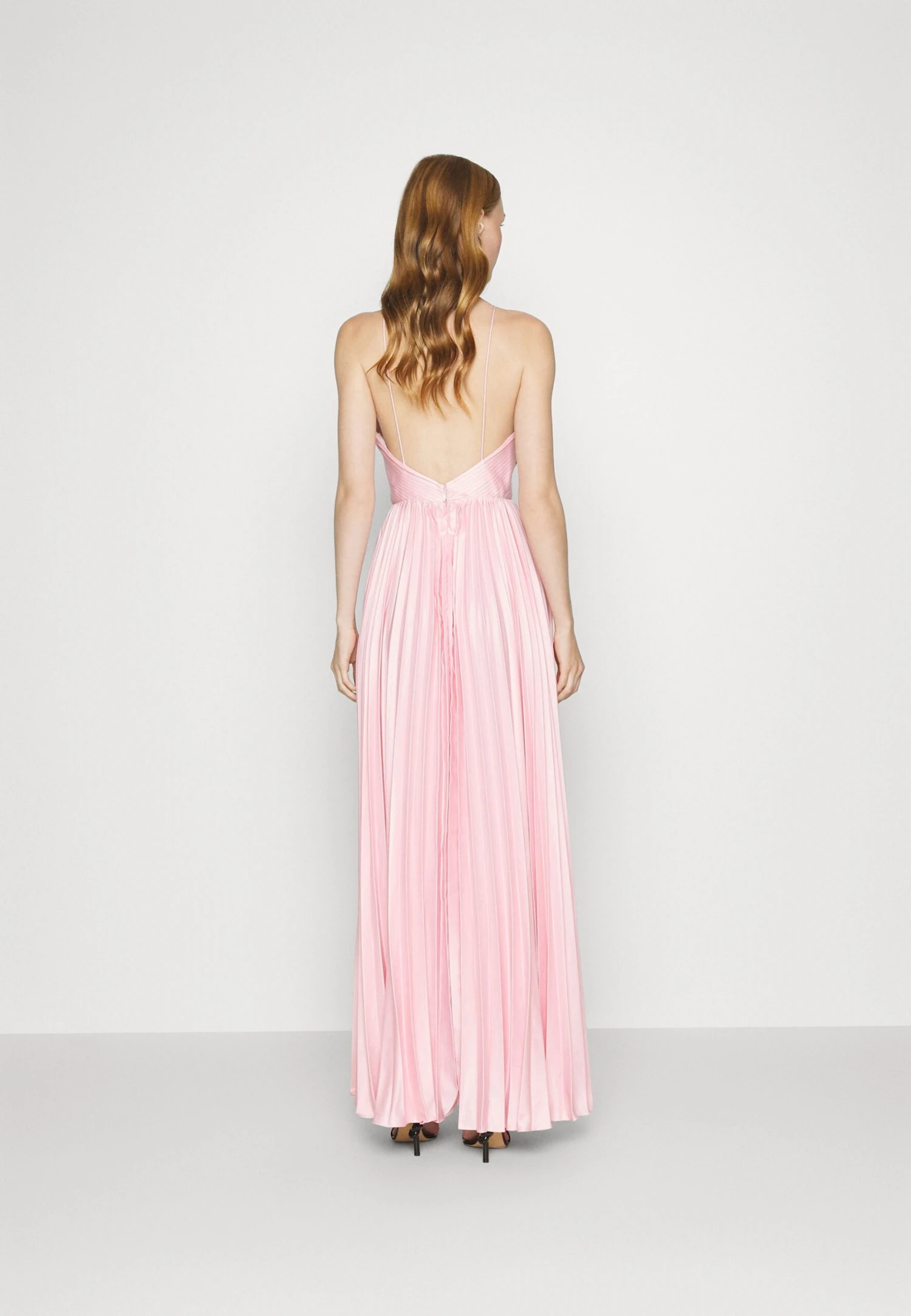 Kamari Lowback Gown - Galajurk - Rosewater 3 Kamari Lowback Gown - Galajurk - Rosewater - Afbeelding 3