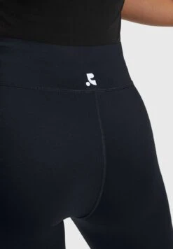 ESPRIT Shorts - Black -Only Mode Winkel 64fe89e77cdf47bb9c73f4d99a70e2aa