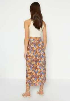 Trendyol Wikkelrok - Pink -Only Mode Winkel 66515a5e5a7940239fe6f7a6dce69696