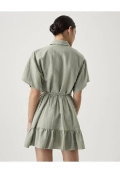 Sol - Blousejurk - Sage Green -Only Mode Winkel 6674a5f82c864be690e76d6d2057940c