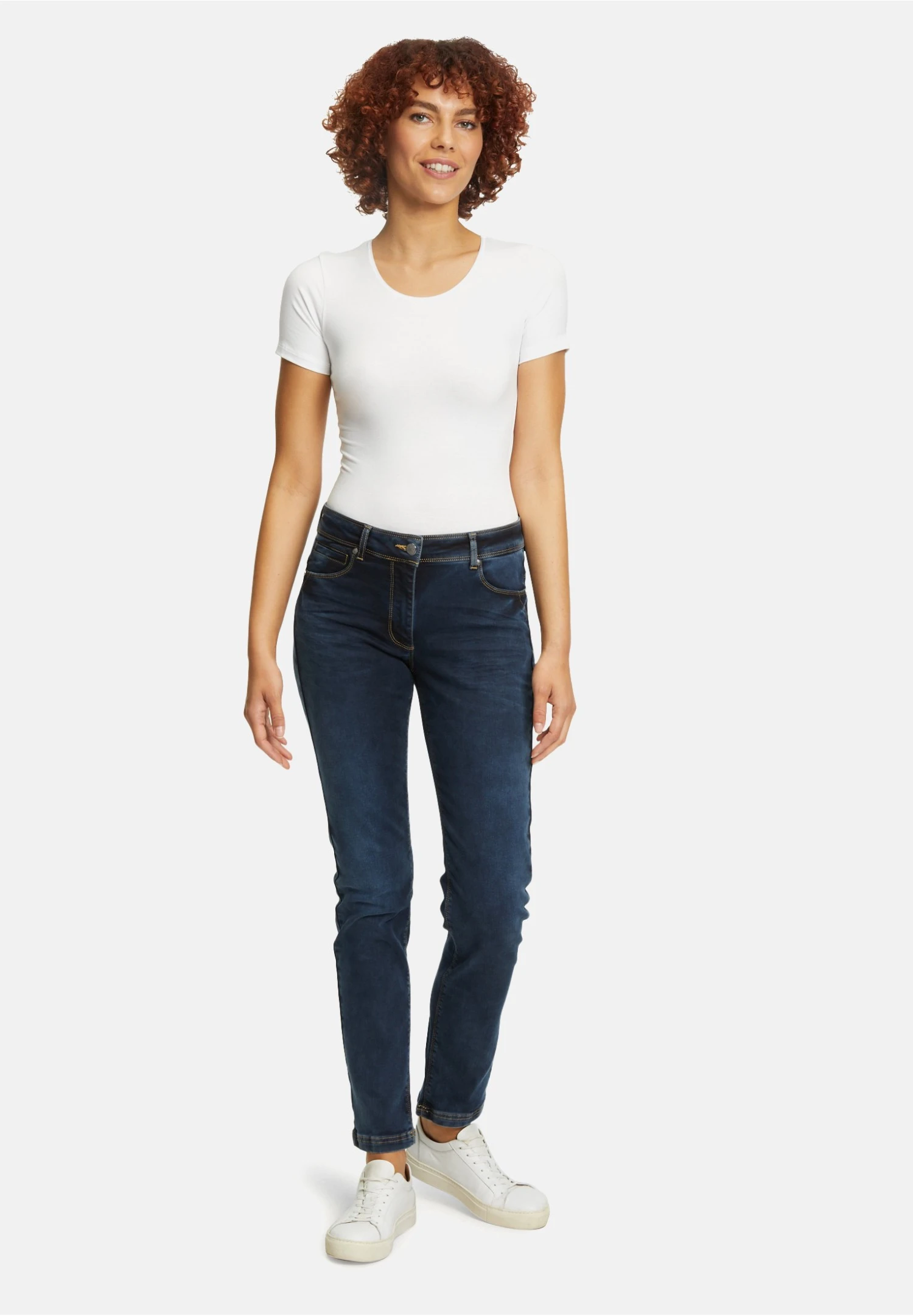 Betty Barclay Stretch - Straight Leg Jeans - Dark Blue Denim 2 Betty Barclay Stretch - Straight Leg Jeans - Dark Blue Denim - Afbeelding 2