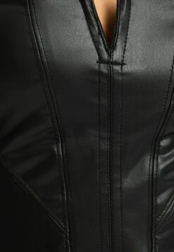 BERSHKA Mini- Etui-Jurk - Black 10 BERSHKA Mini- Etui-Jurk - Black -Only Mode Winkel 680b6b0324e94c78bb19502b29c0ccfa