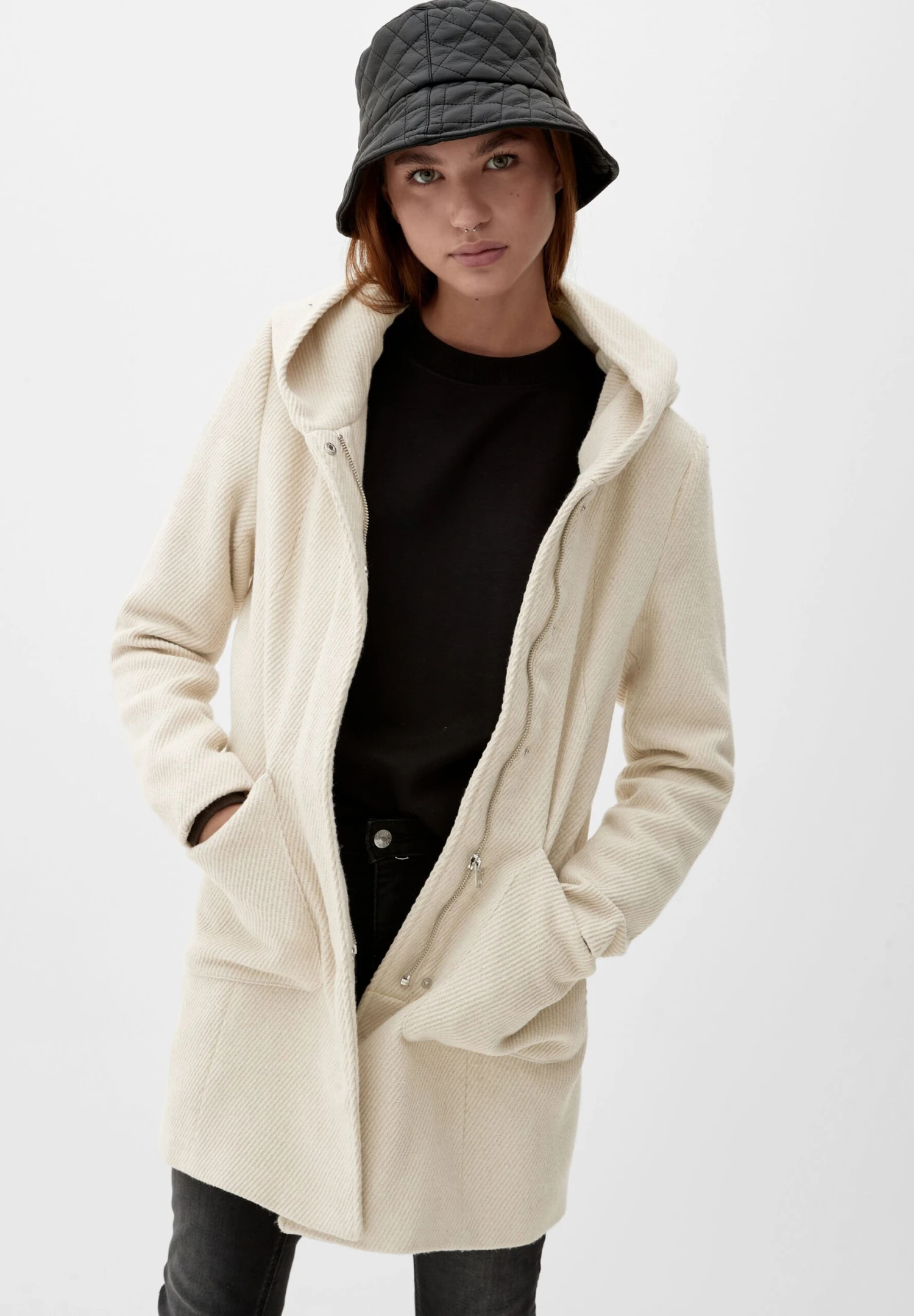 QS By S.Oliver Halflange Jas - Latte Melange 1 QS By S.Oliver Halflange Jas - Latte Melange