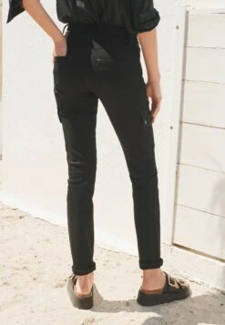 Next Lift And Shape Combat Standard Tall - Slim Fit Jeans - Black -Only Mode Winkel 69f721f115ba4d758db36bd6cc21cfc8