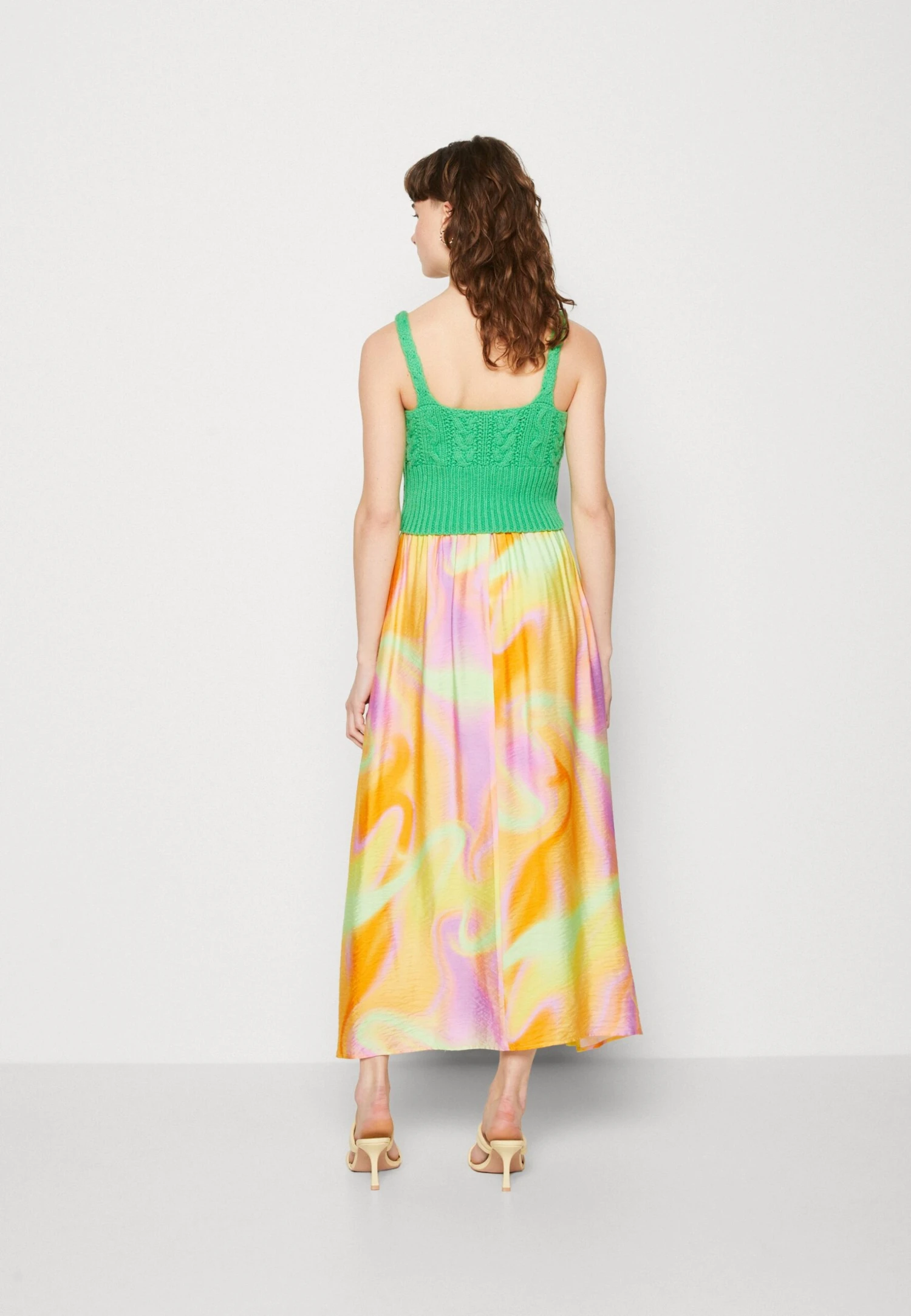 MbyM Nia - Maxirok - Lune 3 MbyM Nia - Maxirok - Lune - Afbeelding 3