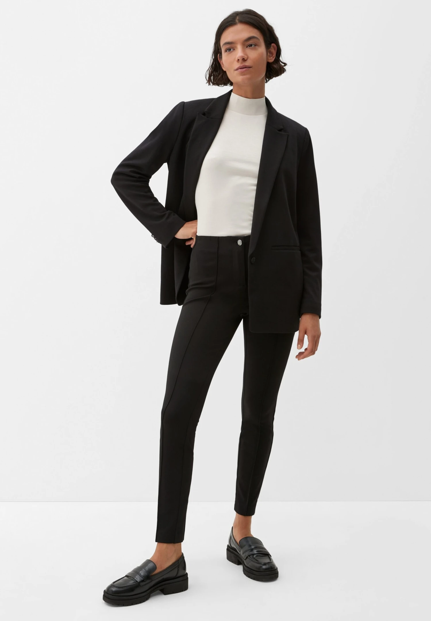 S.Oliver BLACK LABEL Mit Biesennaht - Broek - Schwarz 2 S.Oliver BLACK LABEL Mit Biesennaht - Broek - Schwarz - Afbeelding 2