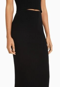 BERSHKA Midi- Kokerrok - Black -Only Mode Winkel 6b78d01079d24cd1993667dc7d6c9516