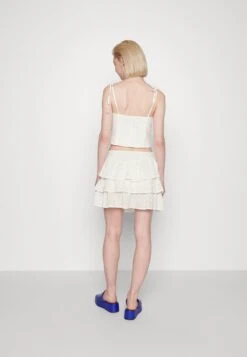 NA-KD Schutterman Mini Skirt - Minirok - White -Only Mode Winkel 6bcde5af2fb348beb26518f68a16fda4