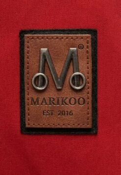 Marikoo Babetaa - Parka - Cherry Red -Only Mode Winkel 6c055768e2ae498b8045586ce0205835