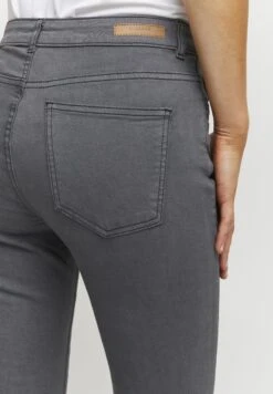 B.young Lola Byluni - Flared Jeans - Blackened Pearl 11 B.young Lola Byluni - Flared Jeans - Blackened Pearl -Only Mode Winkel 6c73890f4d1248b5885135c3fecf9135