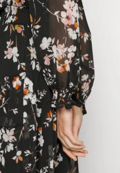 DKNY V Neck Dress With Asymmetric Ruffle Hem - Jurk - Black/Multi -Only Mode Winkel 6fbaa8735f7049d187db15610b1dee22