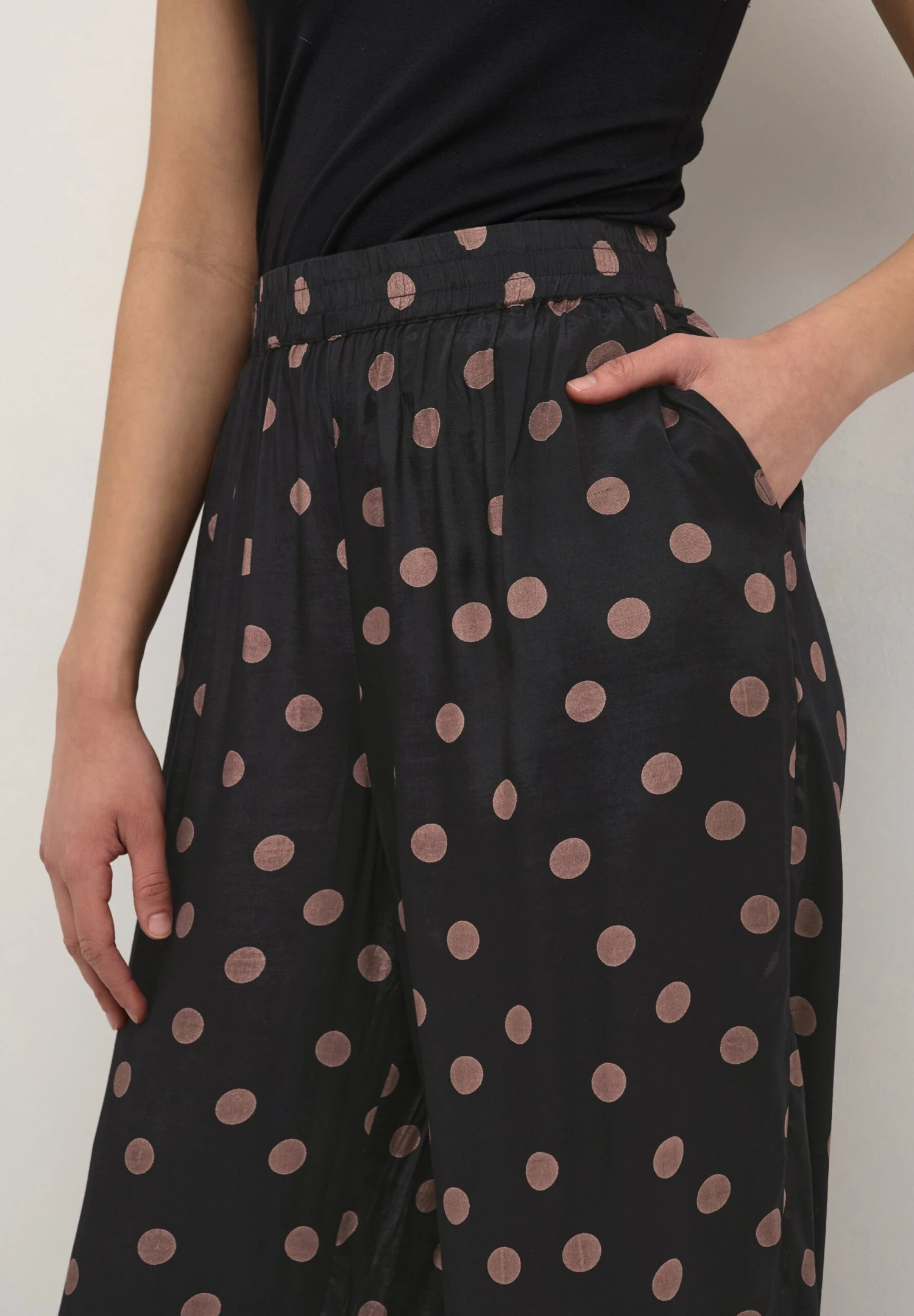 Kaffe Kajilli - Broek - Black With Dot 4 Kaffe Kajilli - Broek - Black With Dot - Afbeelding 4