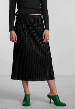 Pieces Rock - Plooirok - Black