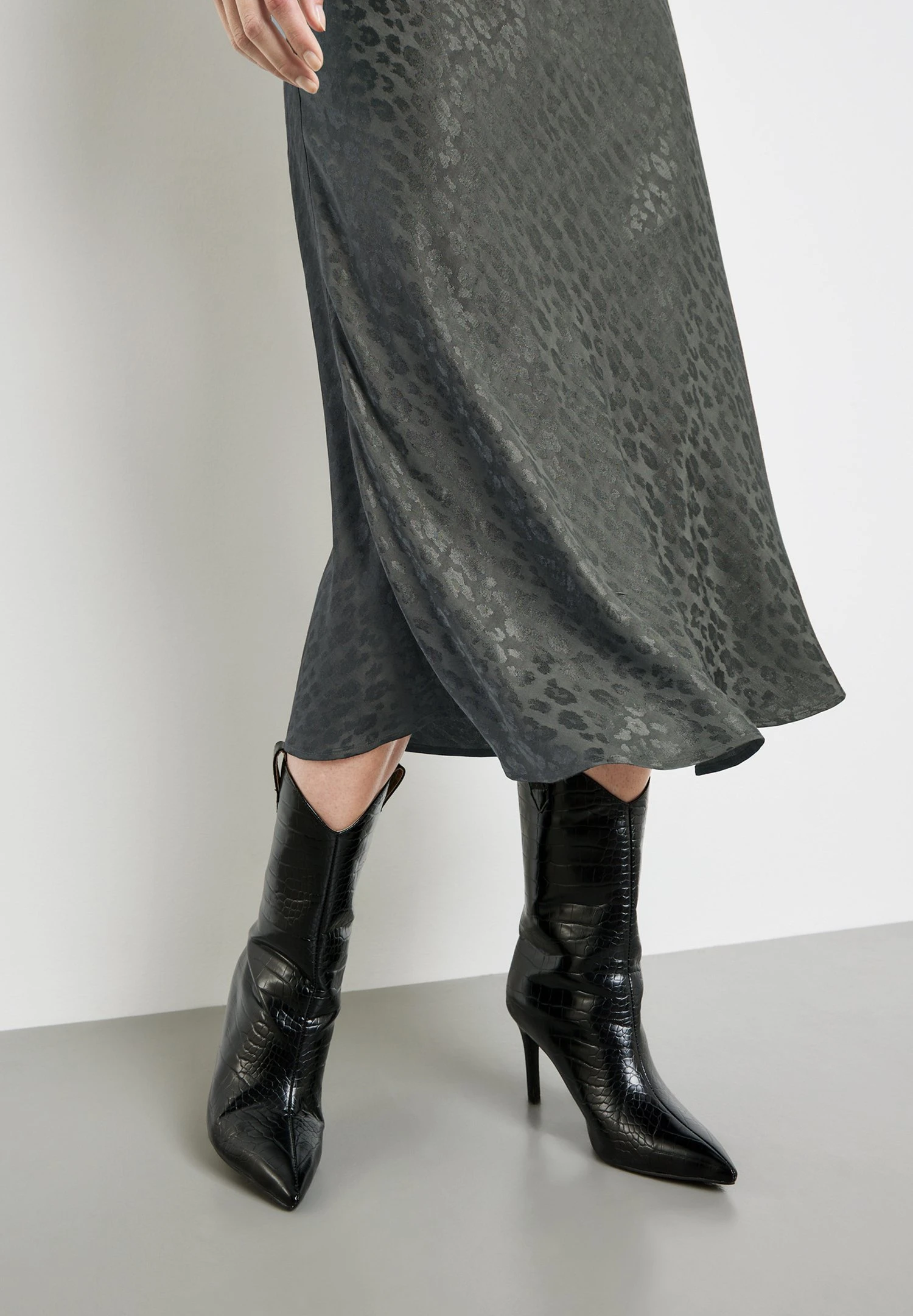 Taifun Lang Weit Mit Jacquardmuster - A-Lijn Rok - Coal Grey 4 Taifun Lang Weit Mit Jacquardmuster - A-Lijn Rok - Coal Grey - Afbeelding 4