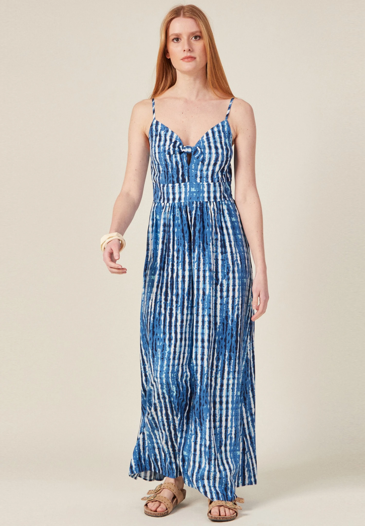 Ausgestelltes Mit Trägern - Maxi-Jurk - Bleu 2 Ausgestelltes Mit Trägern - Maxi-Jurk - Bleu - Afbeelding 2