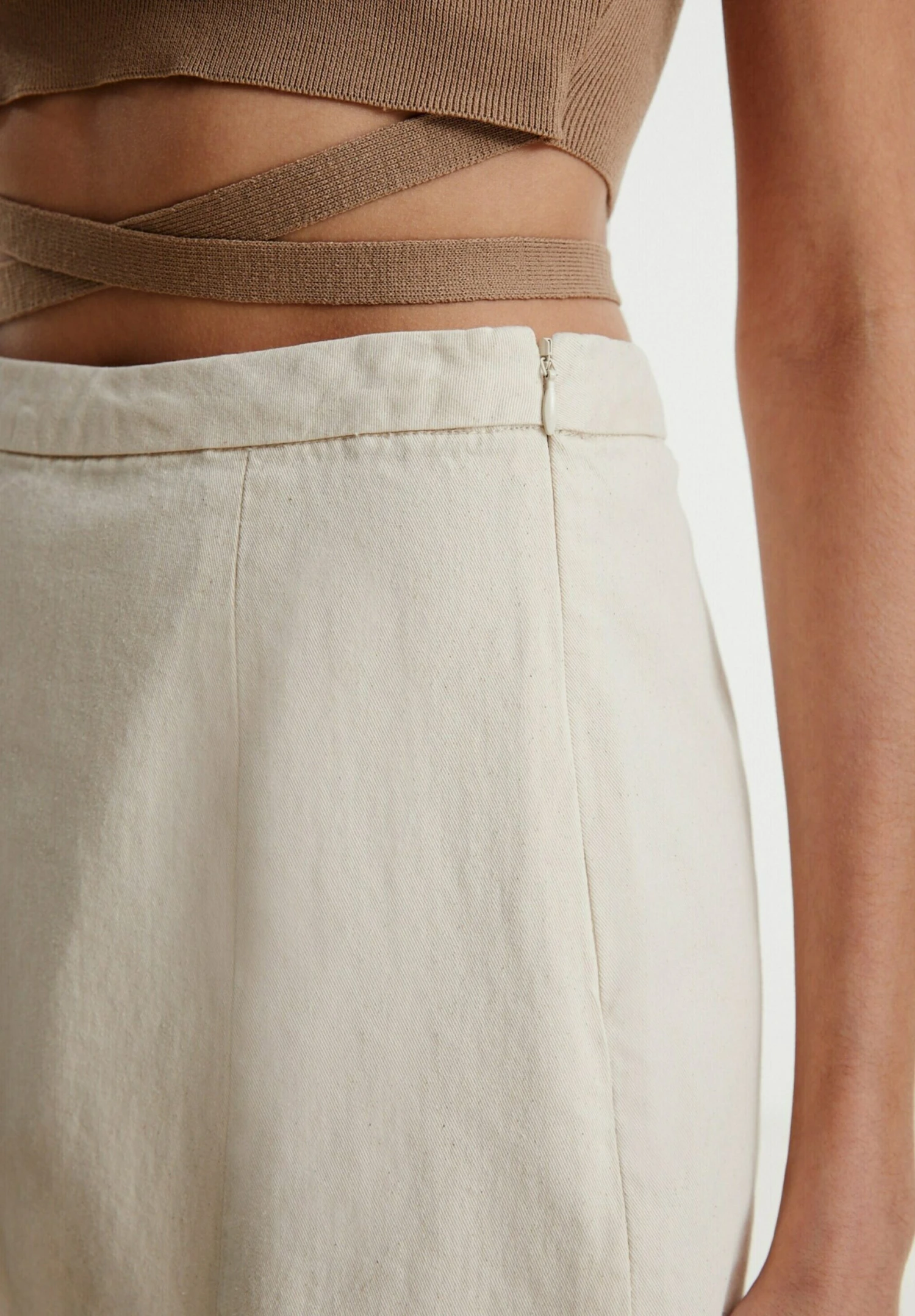 EDITED Novah - Minirok - Beige 4 EDITED Novah - Minirok - Beige - Afbeelding 4