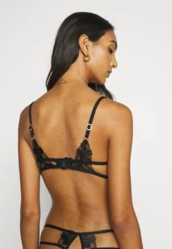 BLUEBELLA Colette Bra - Beugel Bh - Black 8 BLUEBELLA Colette Bra - Beugel Bh - Black -Only Mode Winkel 74f8d13920a741209f1ee8e28859d2cc