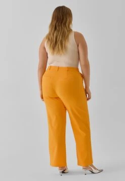Vero Moda Curve Vmjoann Hw Pant D1 - Broek - Carrot Curl 7 Vero Moda Curve Vmjoann Hw Pant D1 - Broek - Carrot Curl -Only Mode Winkel 755368b8ab1c4c04b20cd40f383deca1