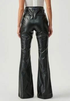 Ria Flared - Broek - Black 8 Ria Flared - Broek - Black -Only Mode Winkel 764a68df40d34a609c6227adc7a912c6