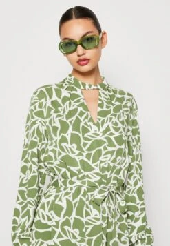 Vila Vimoras Ria High Neck Dress - Jurk - Calliste Green -Only Mode Winkel 76943815dd014b4fbd9fcec180754f2d