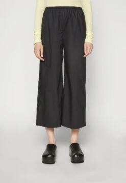 By Malene Birger Luisa - Broek - Black 9 By Malene Birger Luisa - Broek - Black -Only Mode Winkel 7959f81a2e2c4f50b058b66fb0bc245f