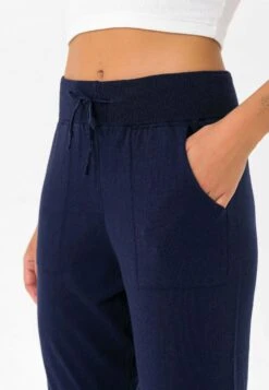 Wear - Trainingsbroek - Navy -Only Mode Winkel 79afcd33aea042aba1913b613602acb4