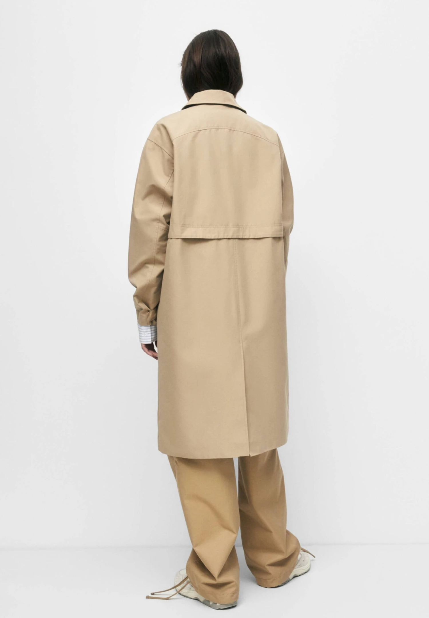 PULL & BEAR Lightweight- Trenchcoat - Beige 4 PULL & BEAR Lightweight- Trenchcoat - Beige - Afbeelding 4