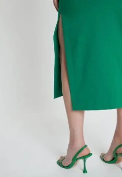 Ana Alcazar Midi Kadori - Jerseyjurk - Grün -Only Mode Winkel 7a84cdd5bb94489092b77ebf056f13b0