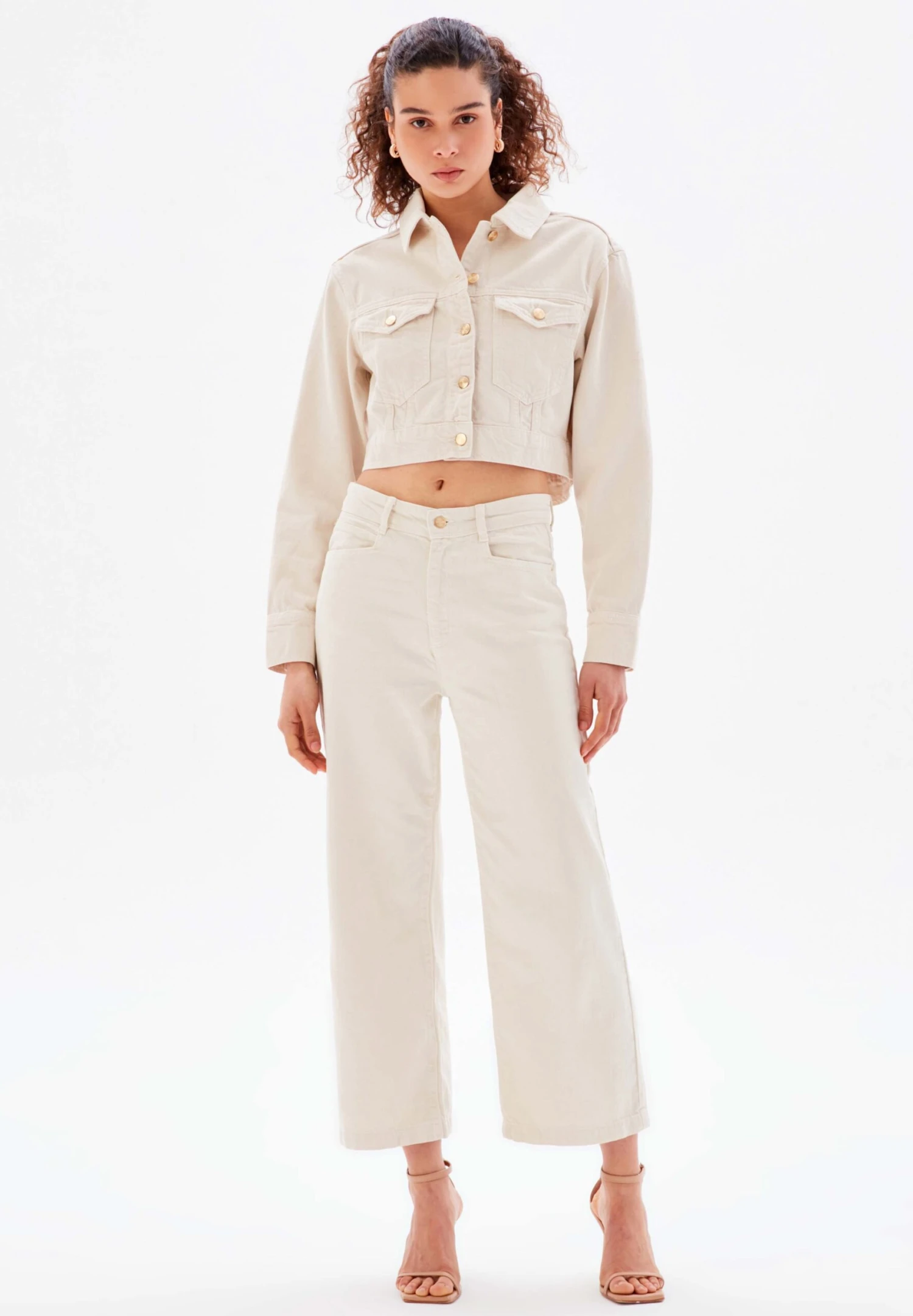 Wide Leg - Flared Jeans - Light Beige 1 Wide Leg - Flared Jeans - Light Beige