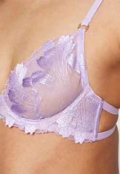 BLUEBELLA Colette Wired Bra - Beugel Bh - Purple Rose 13 BLUEBELLA Colette Wired Bra - Beugel Bh - Purple Rose -Only Mode Winkel 7c1df8be659d4b688a8fd15f3ffdb68d