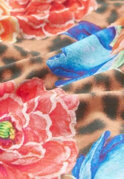 Plunge Tummy Control Standard - Badpak - Pink Brown Floral Leopard -Only Mode Winkel 7cd66904708a49959a6d1648170fae6b