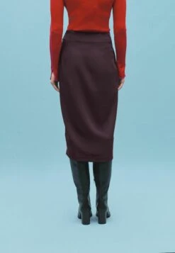 Next Front Midi Standard - Wikkelrok - Plum Purple -Only Mode Winkel 7ce52ab555f647c487ce0d9d9ce5dd94