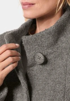 GOLDNER Halflange Jas - Medium Grey / Beige / Melange 9 GOLDNER Halflange Jas - Medium Grey / Beige / Melange -Only Mode Winkel 7e72642d8cce40f9b30a6f85c1614ac4