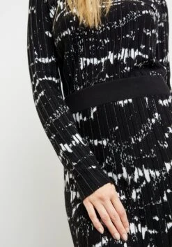 Taifun A-Lijn Rok - Schwarz Gemustert -Only Mode Winkel 7ea30fa08c0c47a89bef2279284369b1