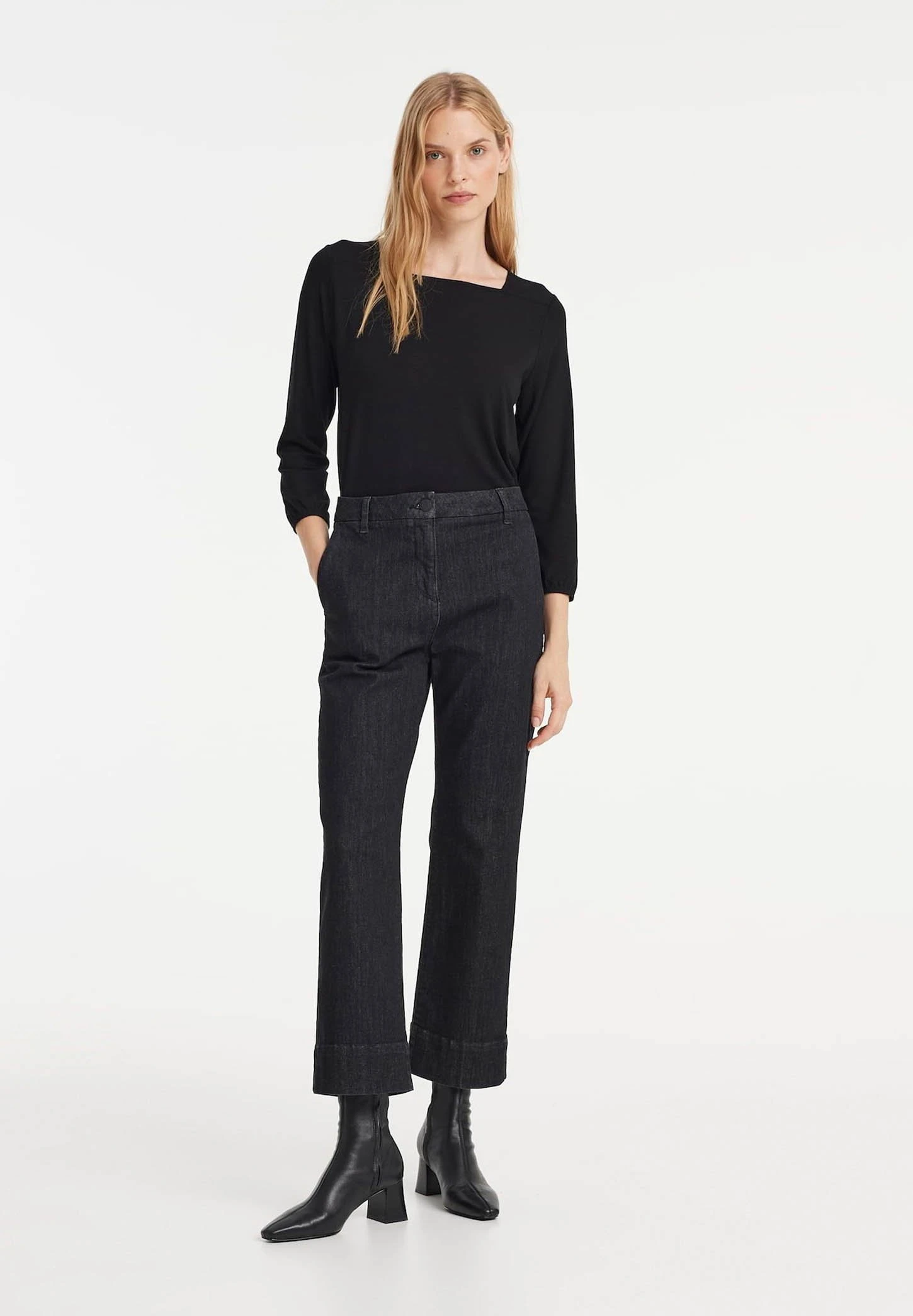 OPUS Mila Pure - Flared Jeans - Deep Black 2 OPUS Mila Pure - Flared Jeans - Deep Black - Afbeelding 2