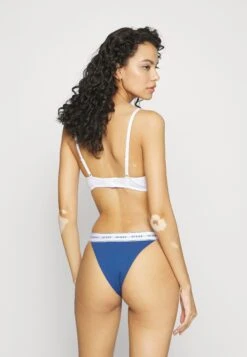 Guess Carrie Brazilian - Slip - Open Waters -Only Mode Winkel 7f317192759a47cda7744ddc67c456c4