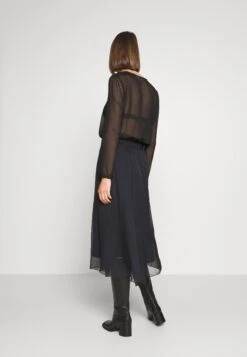 Saint Tropez Coralsz - A-Lijn Rok - Black 9 Saint Tropez Coralsz - A-Lijn Rok - Black -Only Mode Winkel 8064e3418a084b0b85ab3c07f92500ba