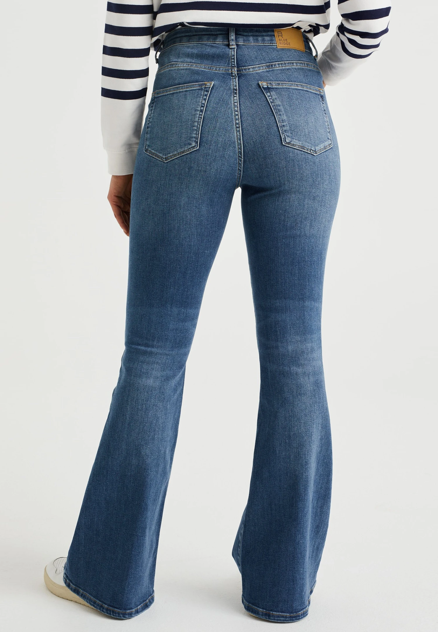 WE FASHION High Rise Met Comfort Stretch - Bootcut Jeans - Blue 3 WE FASHION High Rise Met Comfort Stretch - Bootcut Jeans - Blue - Afbeelding 3