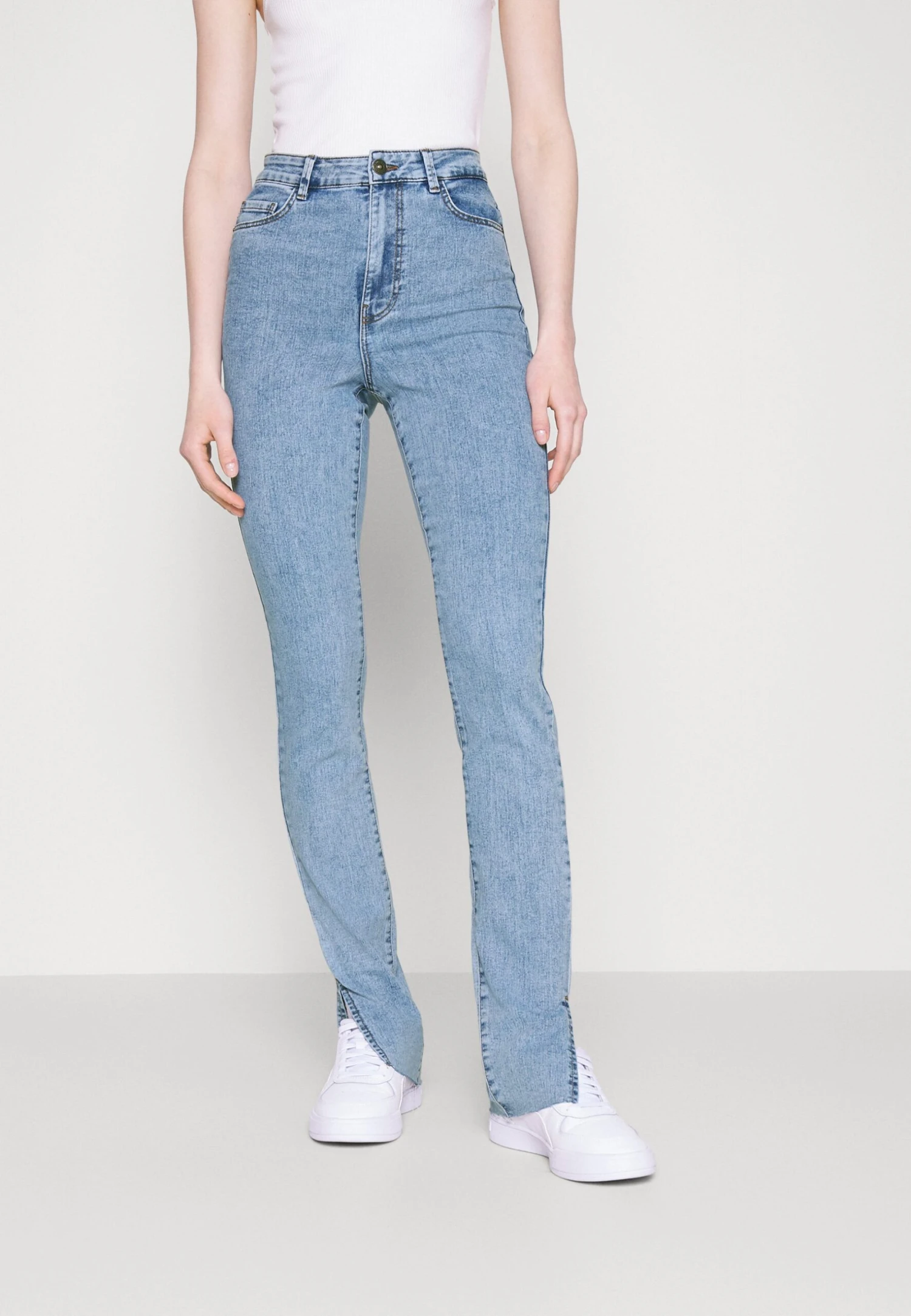 Pcpeggy Slit Tll - Jeans Skinny Fit - Light Blue Denim 1 Pcpeggy Slit Tll - Jeans Skinny Fit - Light Blue Denim