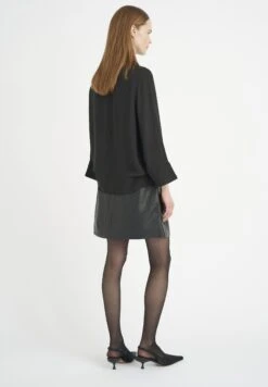 InWear Wookiw Short - A-Lijn Rok - Black -Only Mode Winkel 84921b2e33a449988fc70da842d66bd8