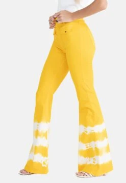 High Waist Sustainable Sanjose - Flared Jeans - Arancio 7 High Waist Sustainable Sanjose - Flared Jeans - Arancio -Only Mode Winkel 890d3bd9f2f84ea4bfa8dab00a267dcb