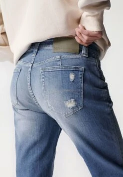 True Cropped - Straight Leg Jeans - Blue 9 True Cropped - Straight Leg Jeans - Blue -Only Mode Winkel 8ad5d53f70e5425f9b8c09c2d0a0f9dc