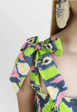 Bow - Maxi-Jurk - Green 9 Bow - Maxi-Jurk - Green -Only Mode Winkel 8adf8c5670d94d4e8dd89562fc5b65e7