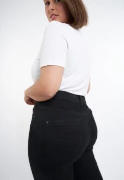 Cherry - Jeans Skinny Fit - Black -Only Mode Winkel 8b133d7998664911b69747222ab0e1f2